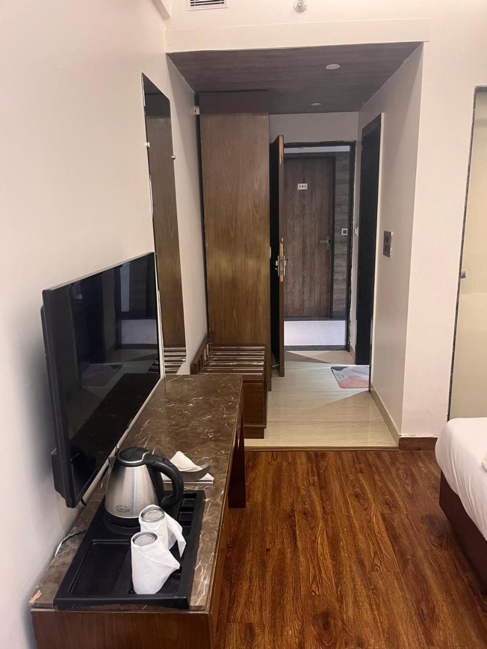 Hotel Parklane Hotel 3*